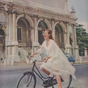 Claudia Cardinale Ad 1963