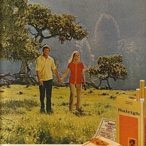 Raleigh Cigarettes Ad 1971